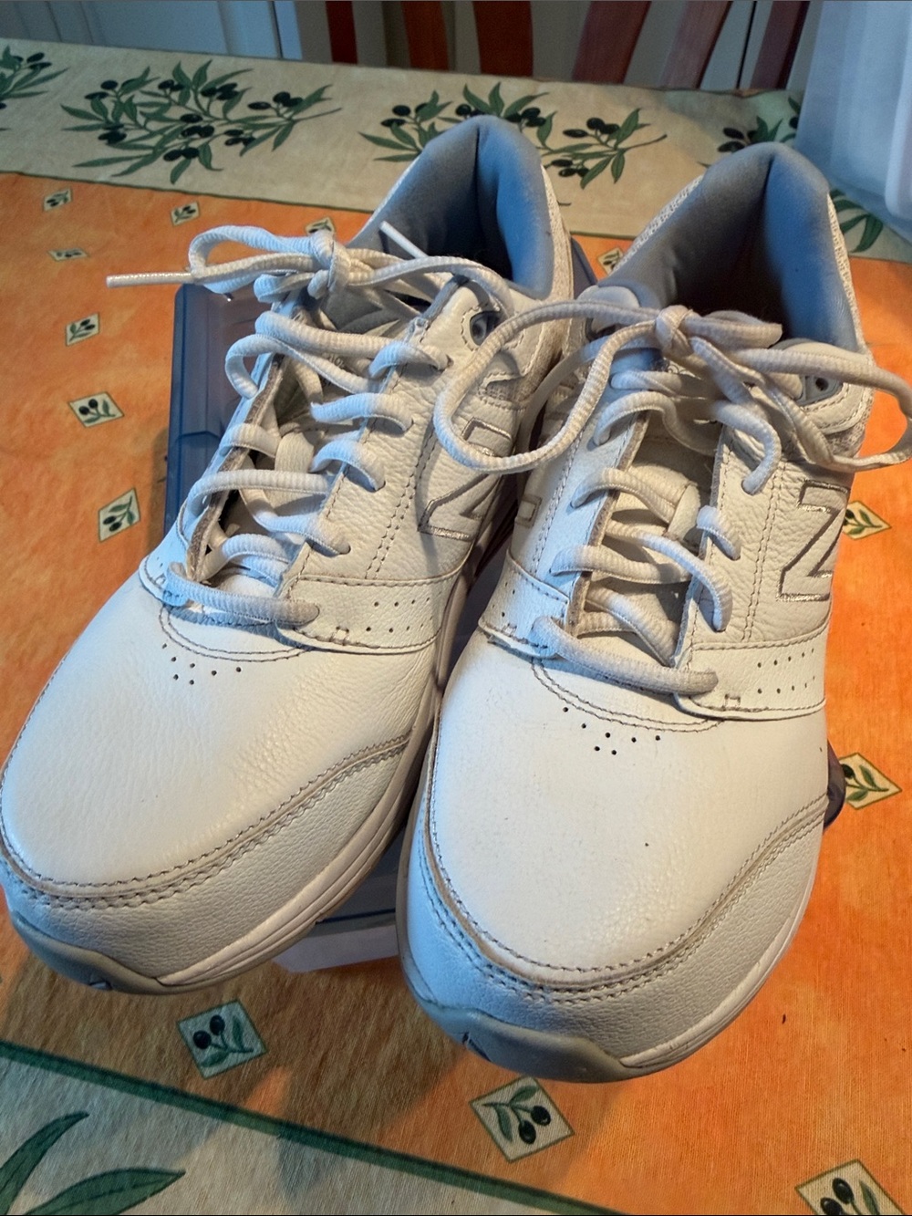 New Balance Women's Cream/Light Gray Lace-Up Sneakers